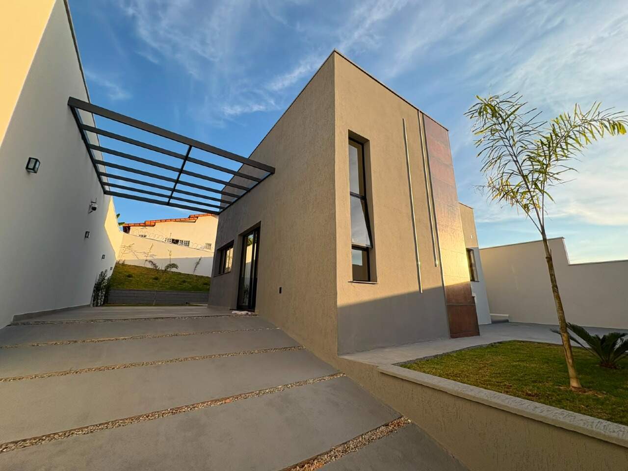 CASA à venda no RESIDENCIAL SANTANENSE: 