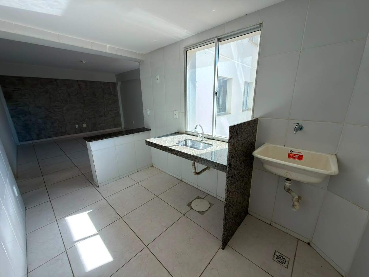 APARTAMENTO para aluguel no RECANTO DAS PEIXOTAS: 