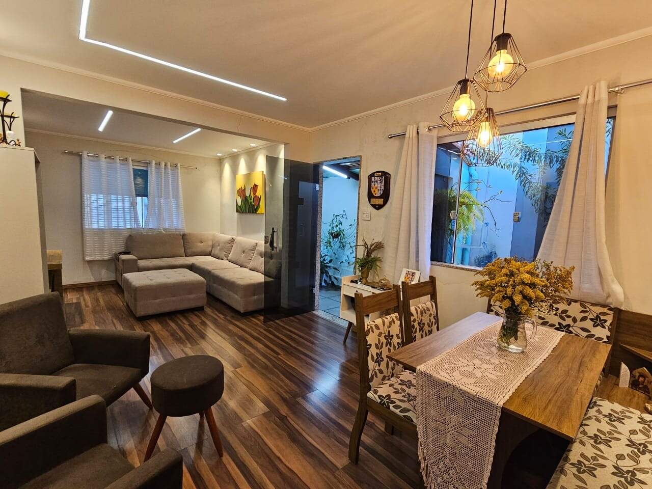 CASA à venda no TRES MARIAS: 