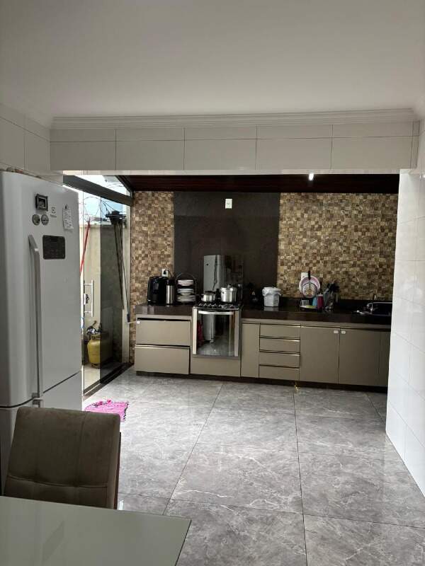 APARTAMENTO COM AREA à venda no PADRE EUSTAQUIO: 