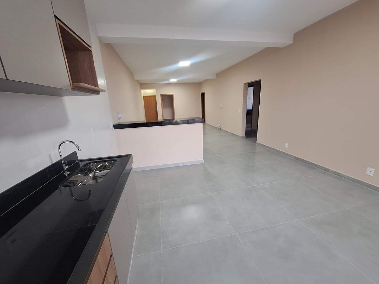 APARTAMENTO COM AREA para aluguel no BELVEDERE: 