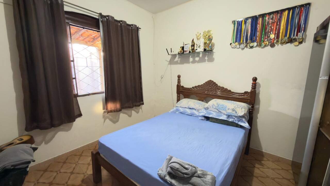 CASA à venda no Parque Jardim Santanense: 