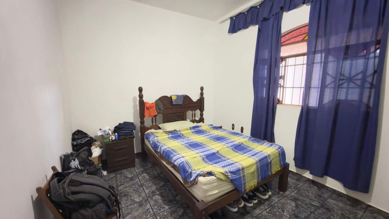 CASA à venda no Parque Jardim Santanense: 