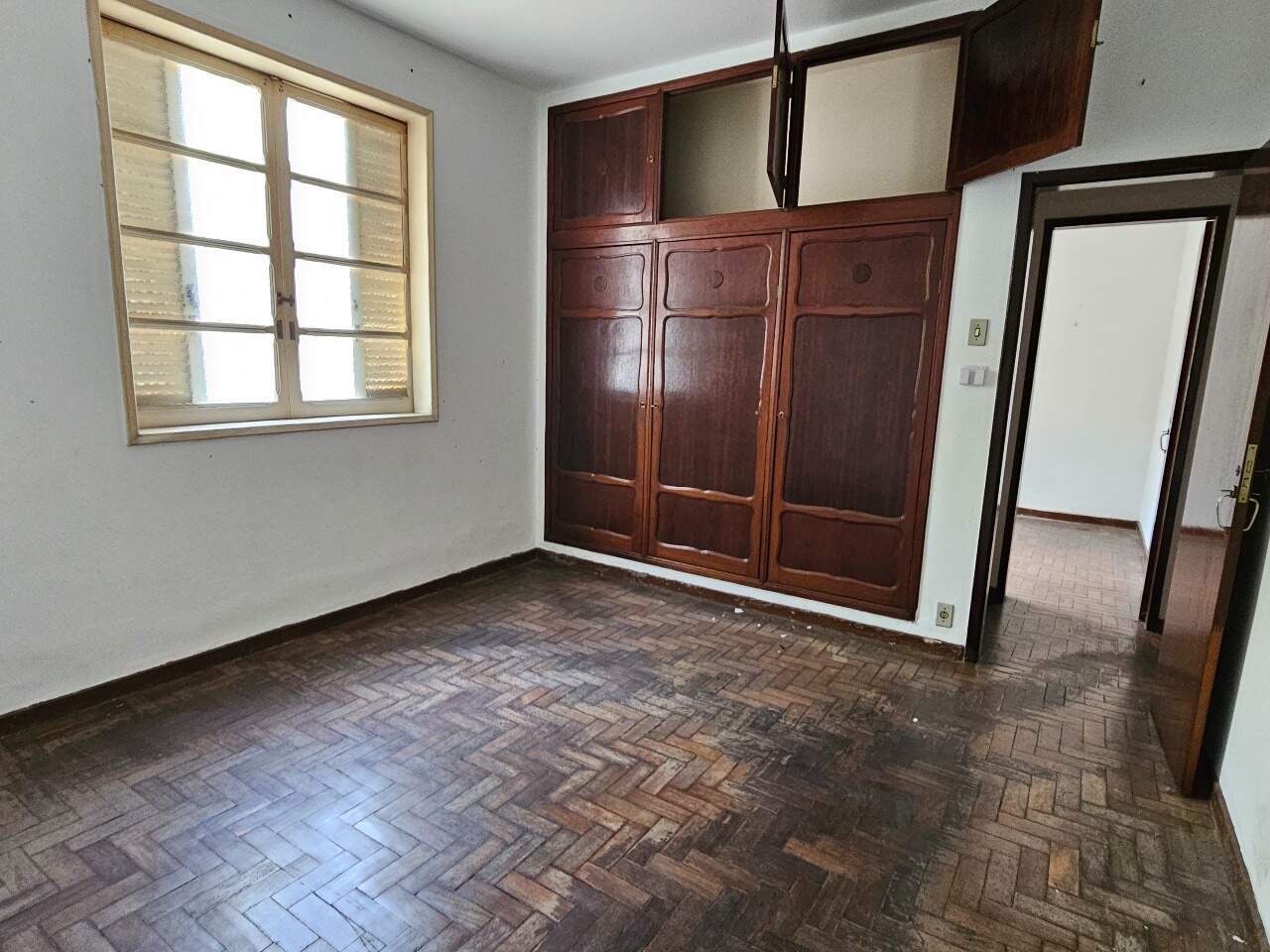CASA à venda no CENTRO: 