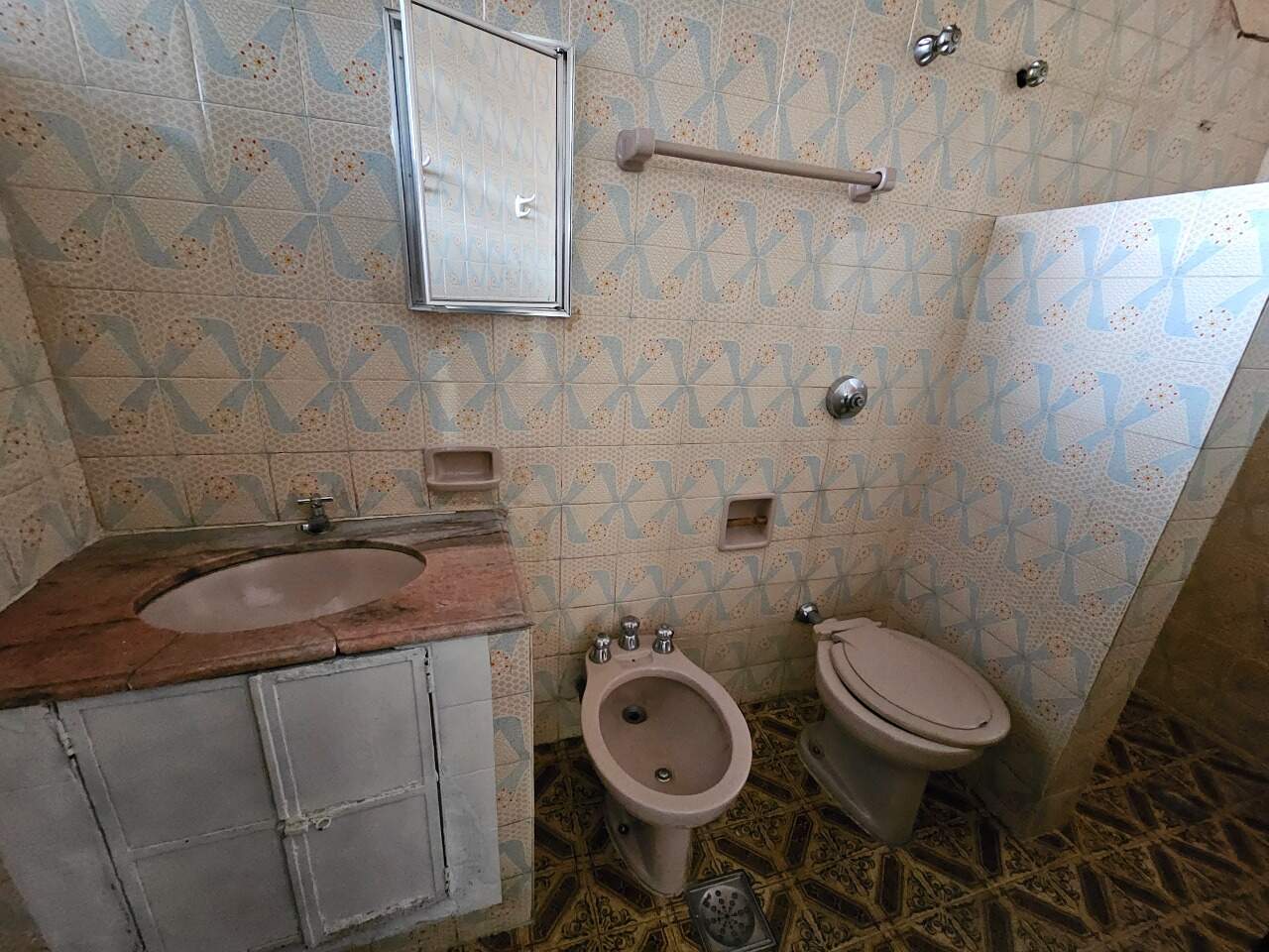 CASA à venda no CENTRO: 