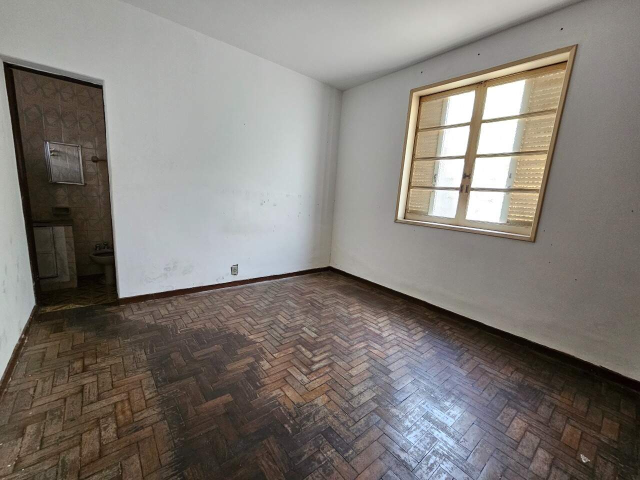 CASA à venda no CENTRO: 