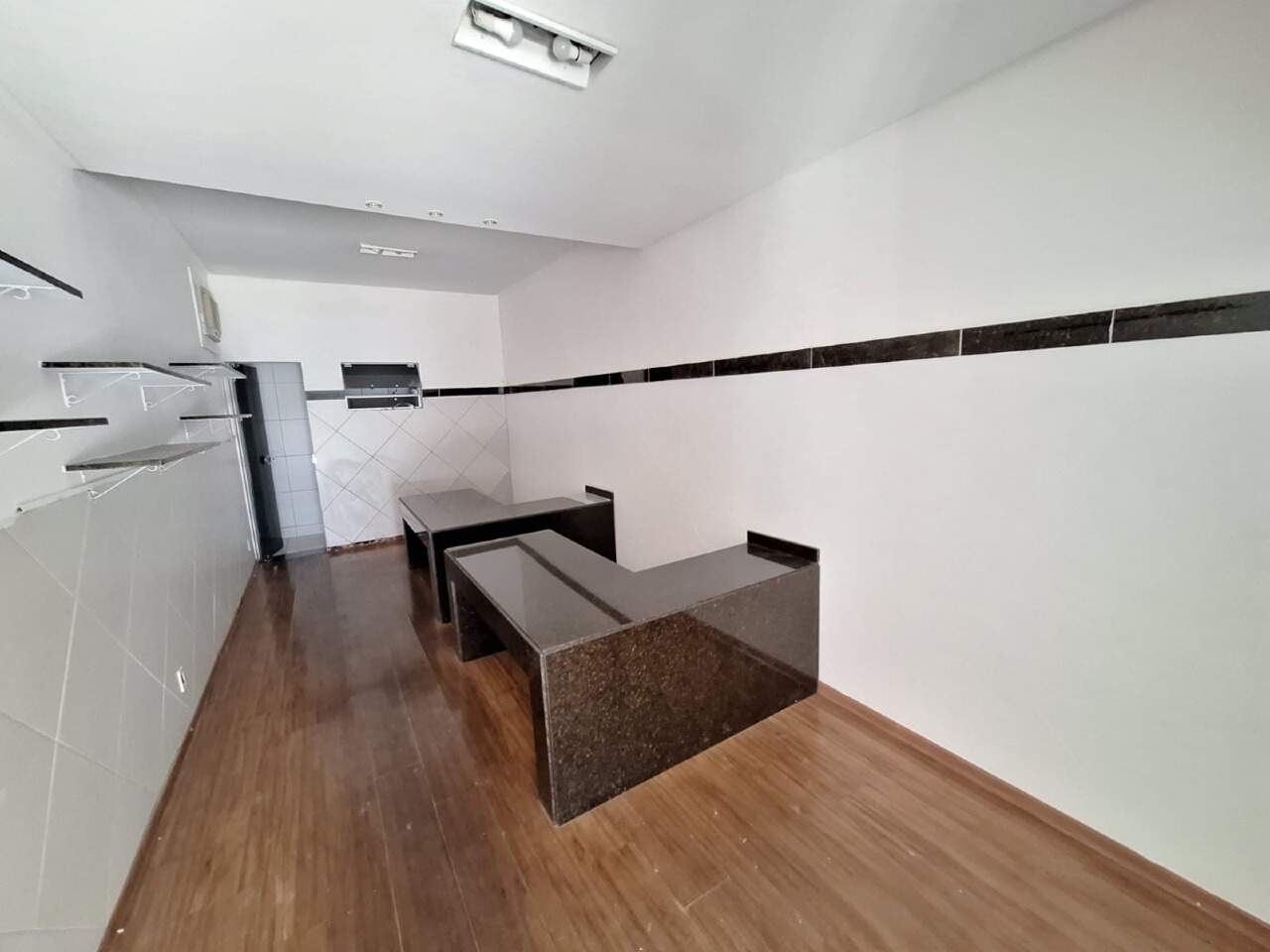 LOJA para aluguel no CENTRO: 