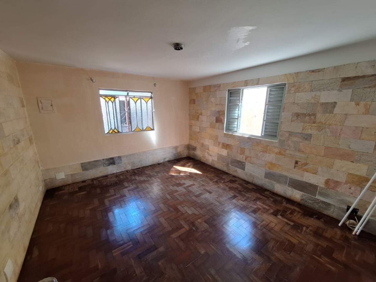 BARRACAO para aluguel no Residencial Morro do Sol: 