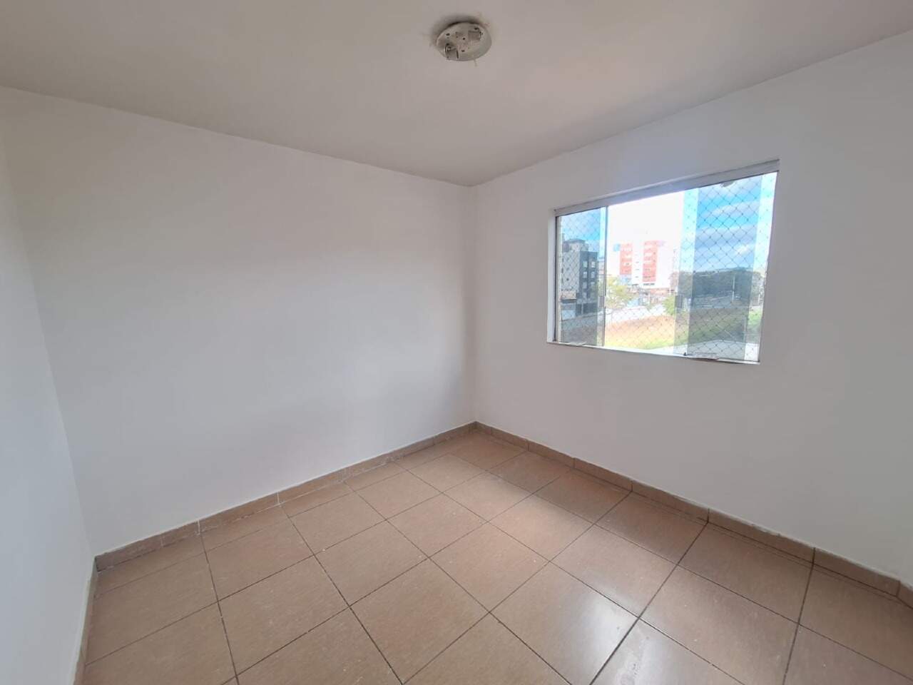 APARTAMENTO para aluguel no GRAÇAS: 