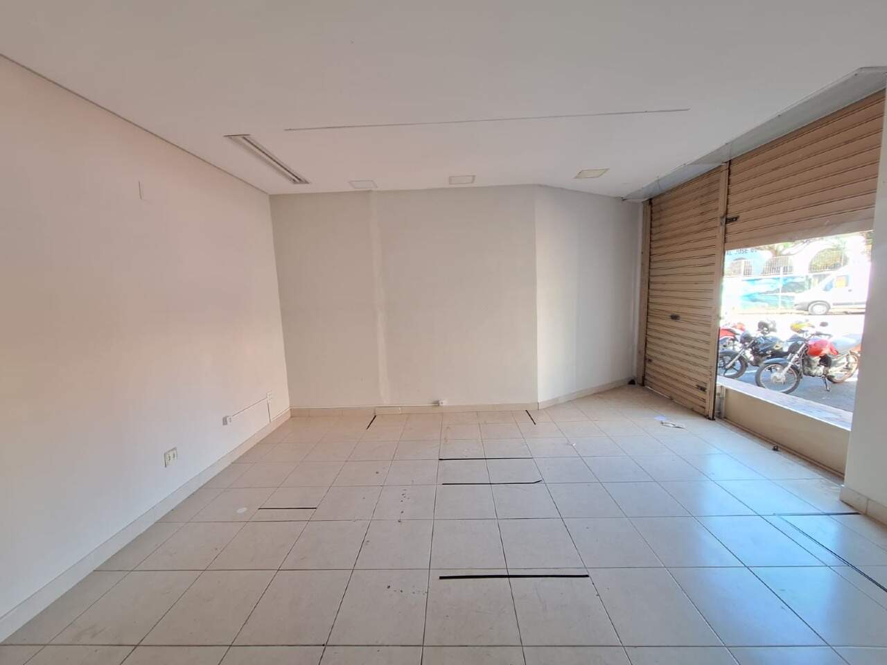 LOJA para aluguel no CENTRO: 