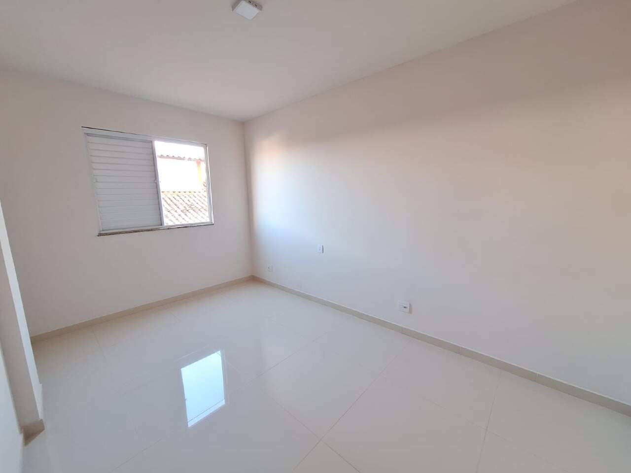 APARTAMENTO para aluguel no GRAÇAS: 