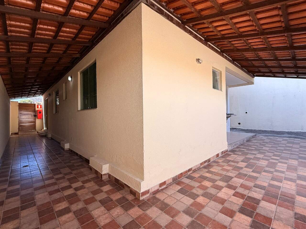 APARTAMENTO COM AREA à venda no SANTANENSE: 