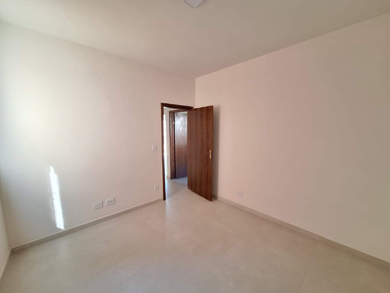 APARTAMENTO para aluguel no GRAÇAS: 