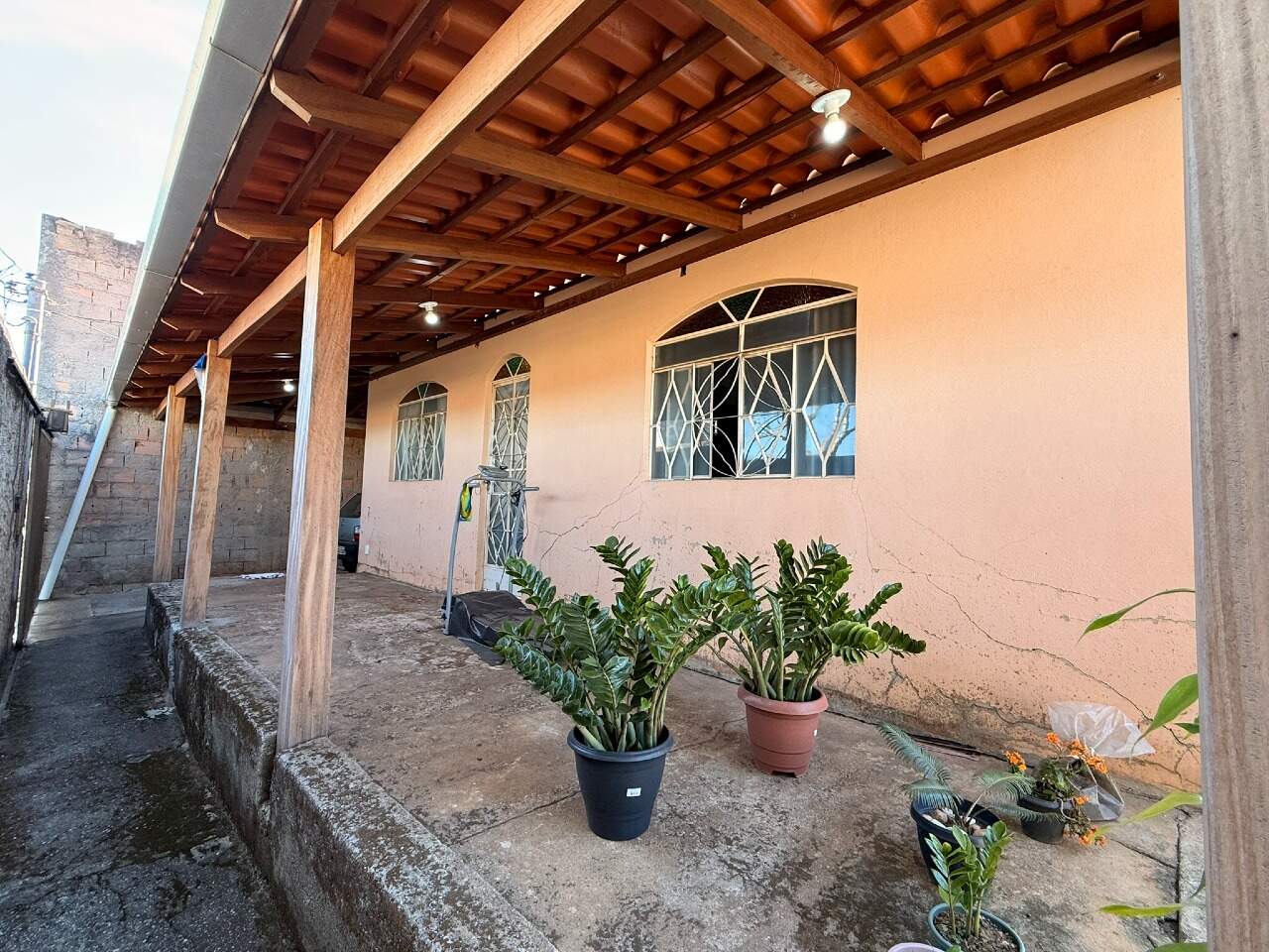 CASA à venda no TRES MARIAS: 