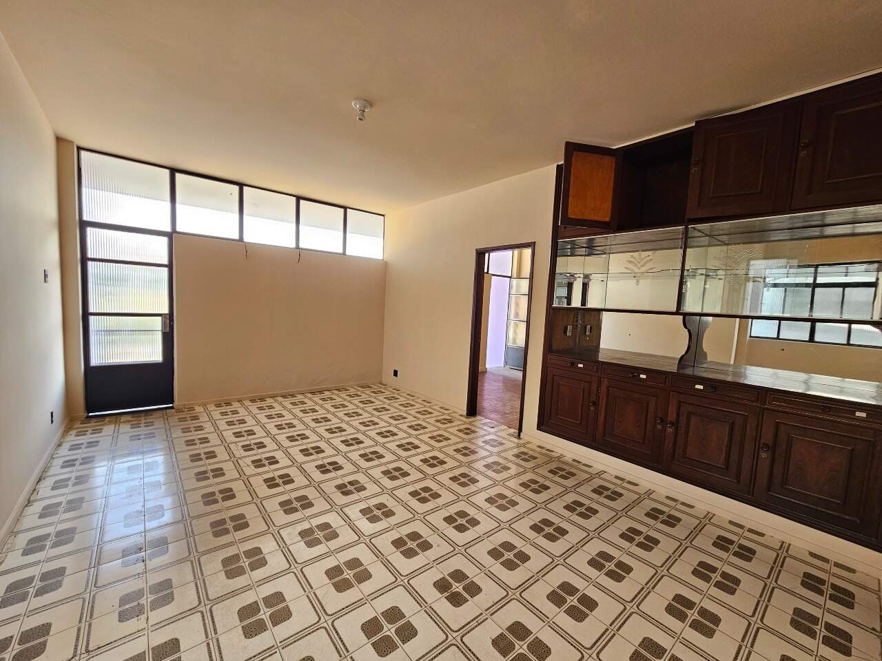 CASA para aluguel no CENTRO: 