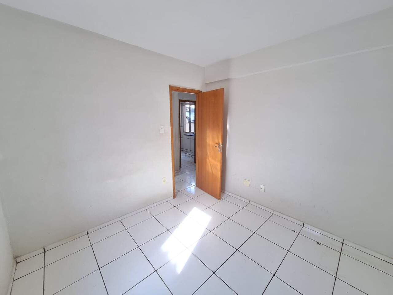 APARTAMENTO para aluguel no RECANTO DAS PEIXOTAS: 