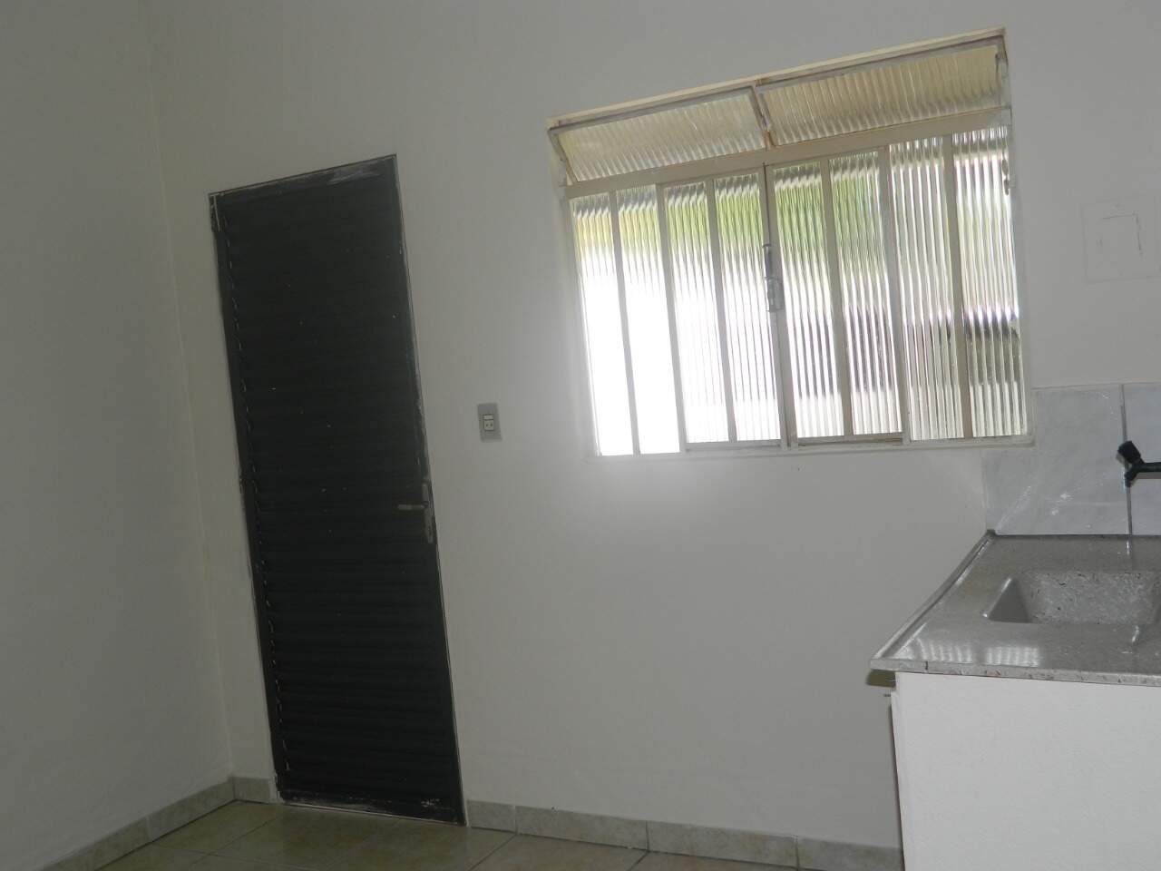 BARRACAO à venda no Conjunto Habitacional Jadir Marinho: 