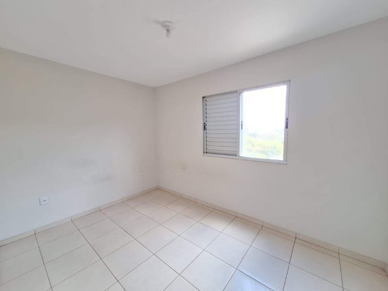 APARTAMENTO para aluguel no da Olaria: 