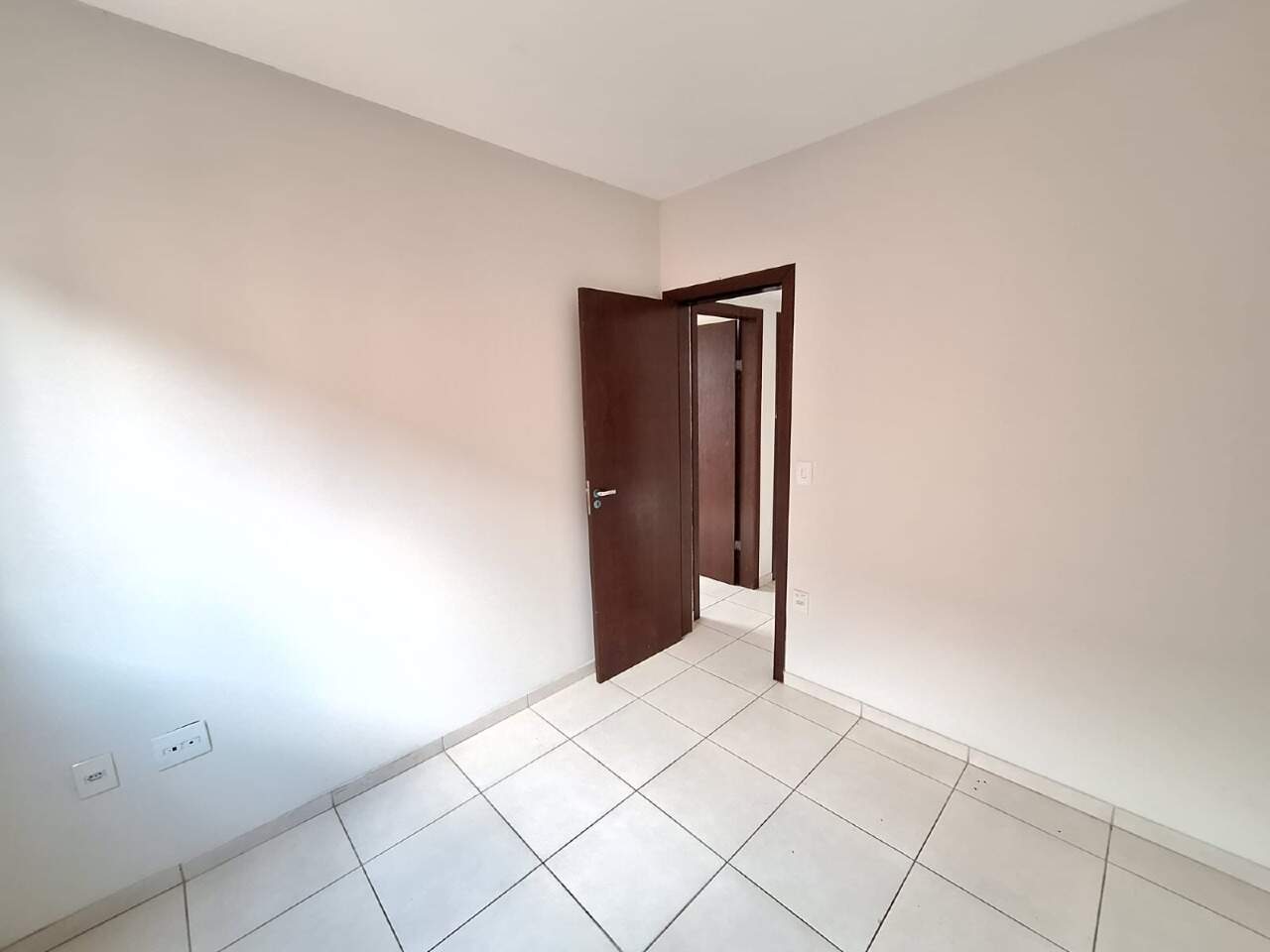 APARTAMENTO para aluguel no da Olaria: 