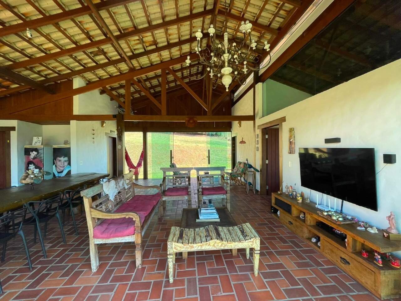 Casa em Condomínio à venda no COND. GRANJA GLORIA: 