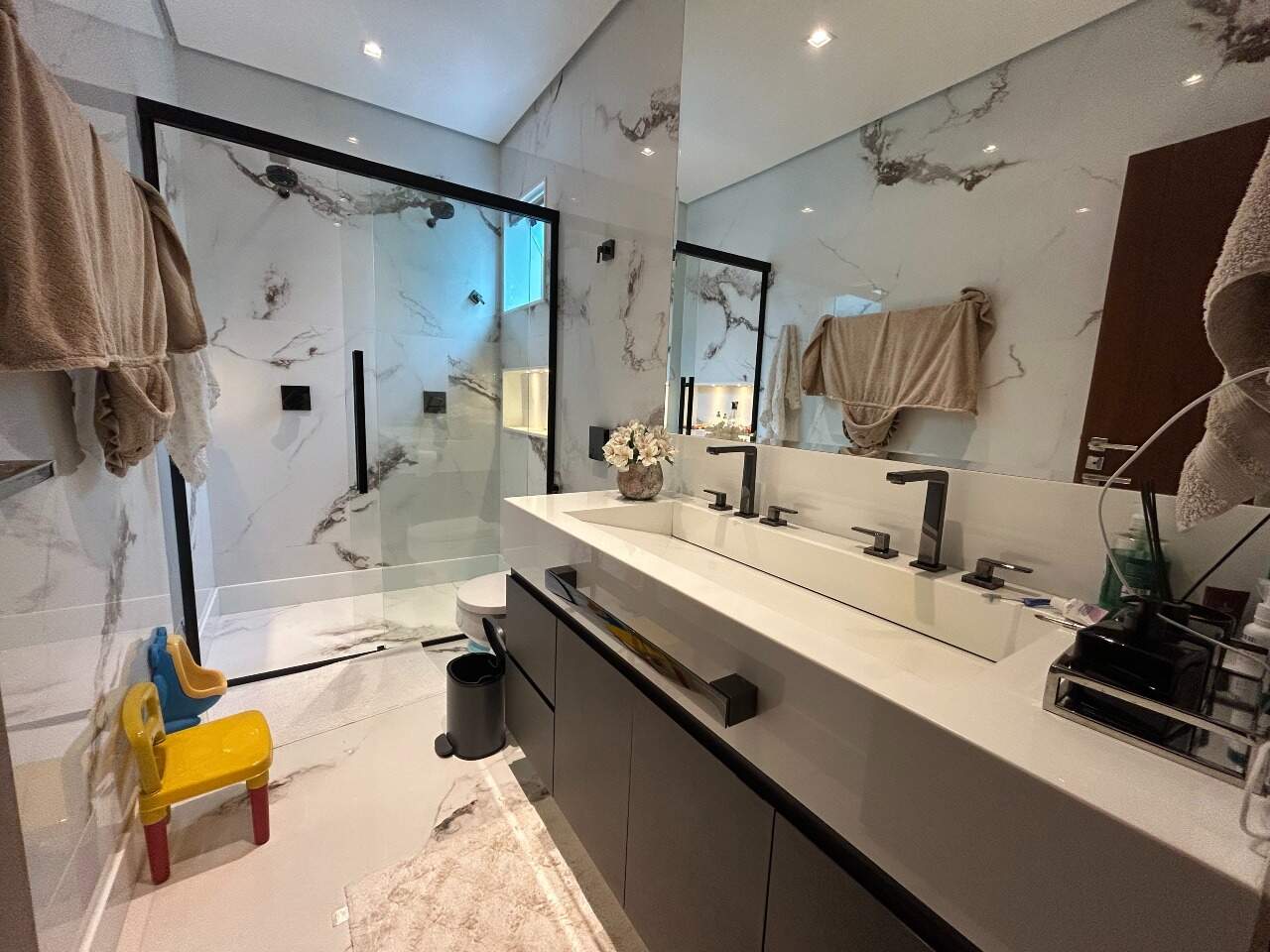 CASA à venda no Condomínio Recanto dos Pássaros: 