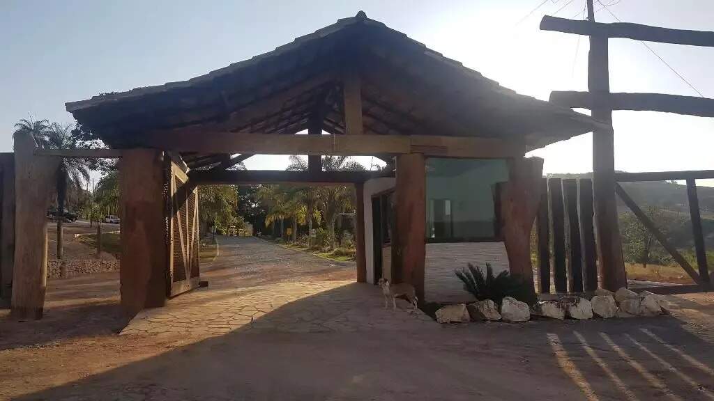LOTE à venda no COND. PARAISO DOS COQUEIROS: 