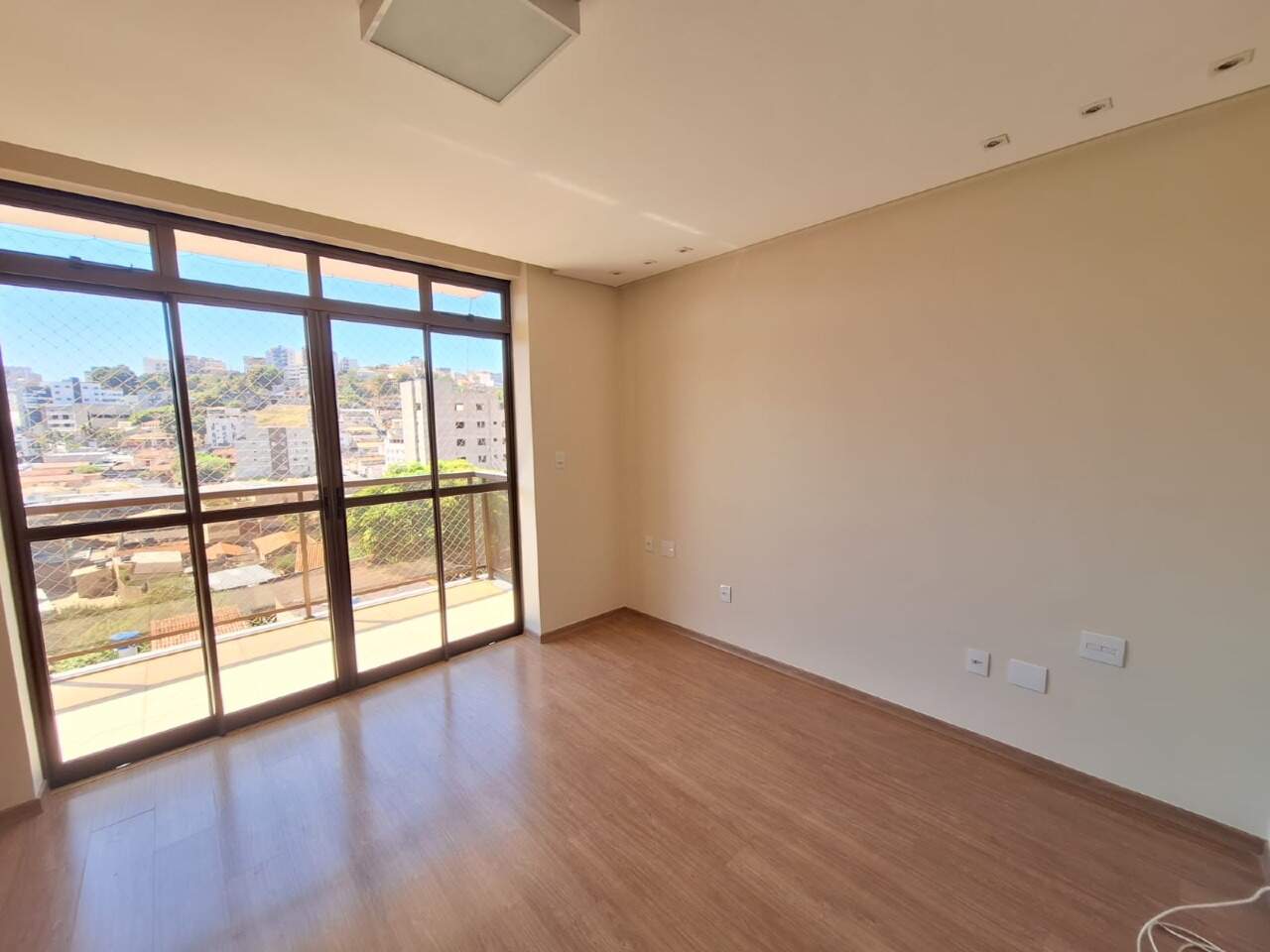 APARTAMENTO para aluguel no CERQUEIRA LIMA: 