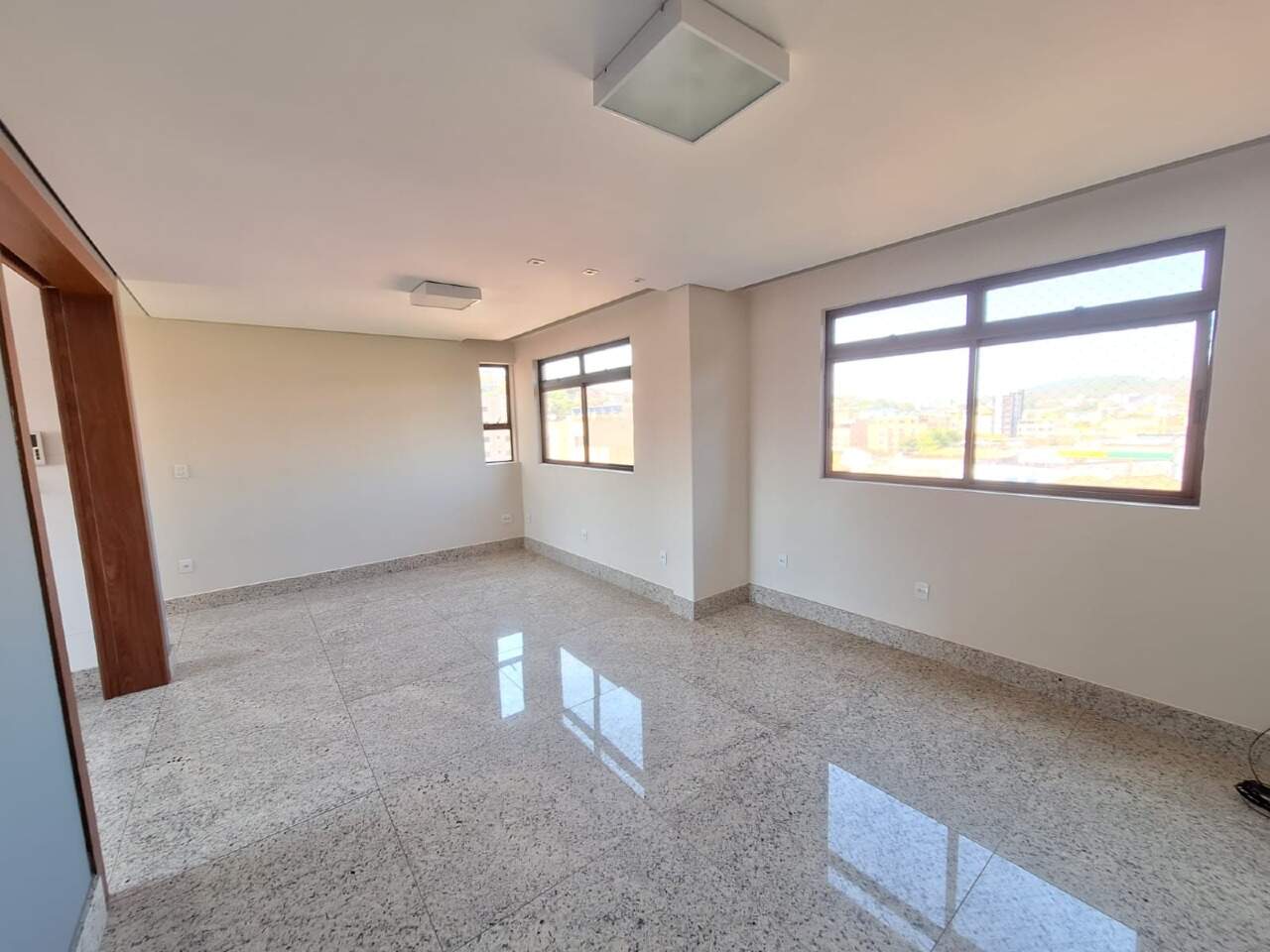 APARTAMENTO para aluguel no CERQUEIRA LIMA: 