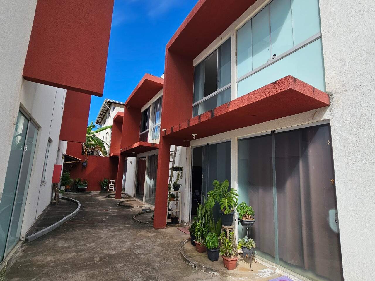 CASA à venda no VALE DAS AROEIRAS: 