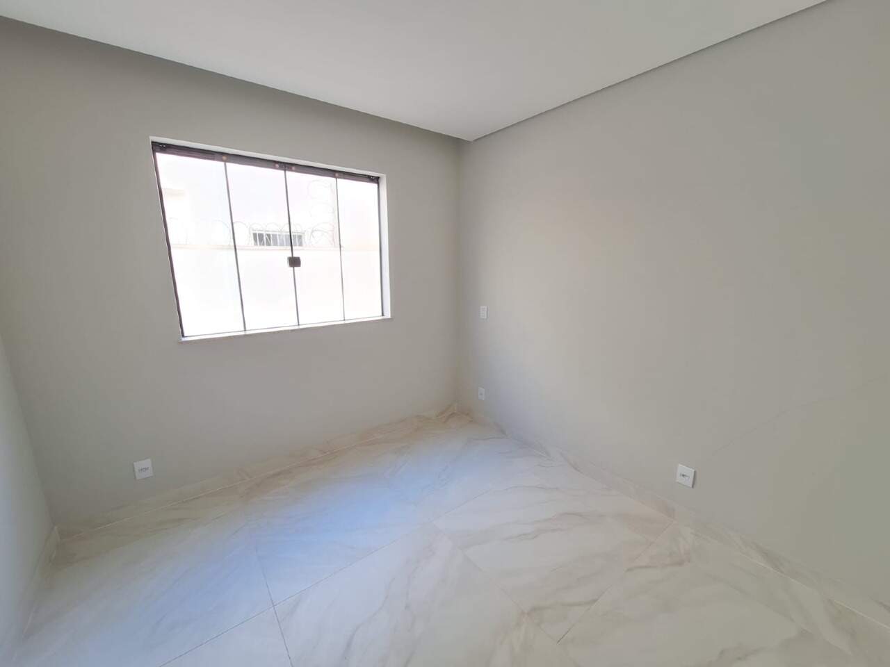 APARTAMENTO COM AREA para aluguel no CENTRO: 