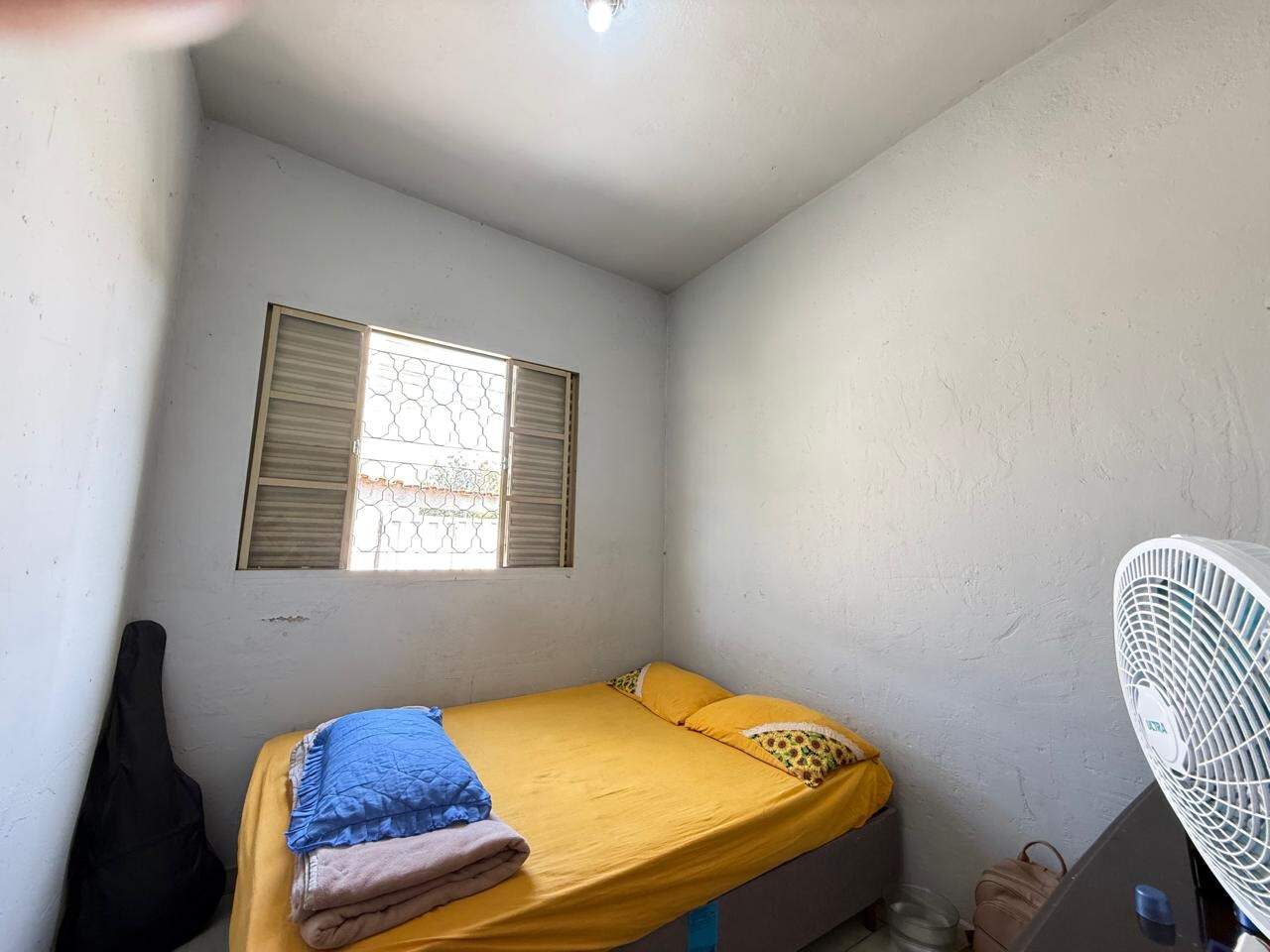CASA à venda no Conjunto Habitacional Jadir Marinho: 