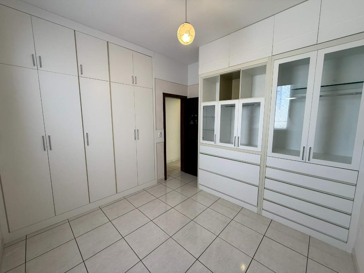 APARTAMENTO à venda no GRAÇAS: 