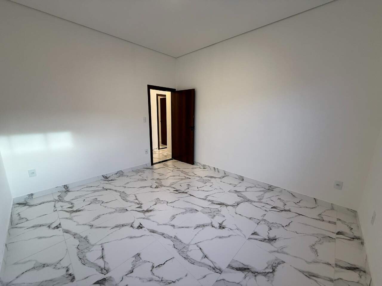 CASA à venda no CIDADE NOVA: 
