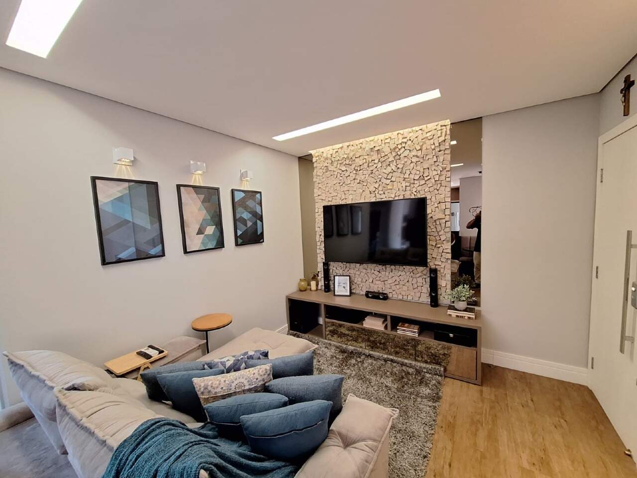 APARTAMENTO para aluguel no OLIMPIO MOREIRA: 