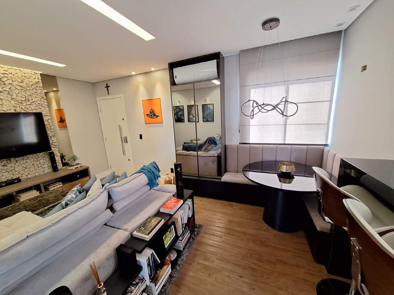 APARTAMENTO para aluguel no OLIMPIO MOREIRA: 