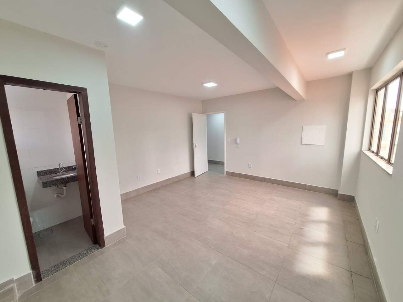SALA COMERCIAL para aluguel no CENTRO: 