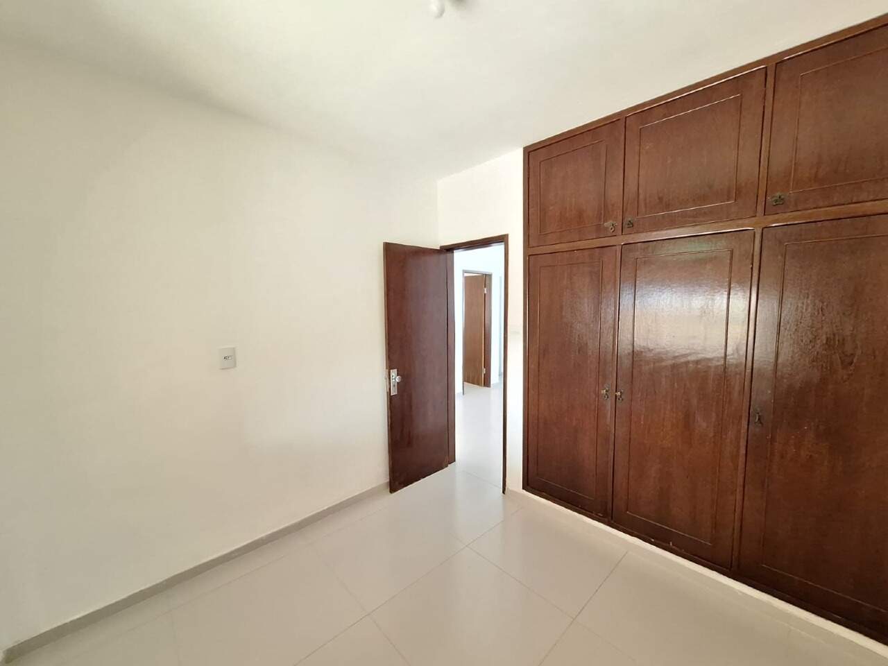 CASA para aluguel no PIEDADE: 