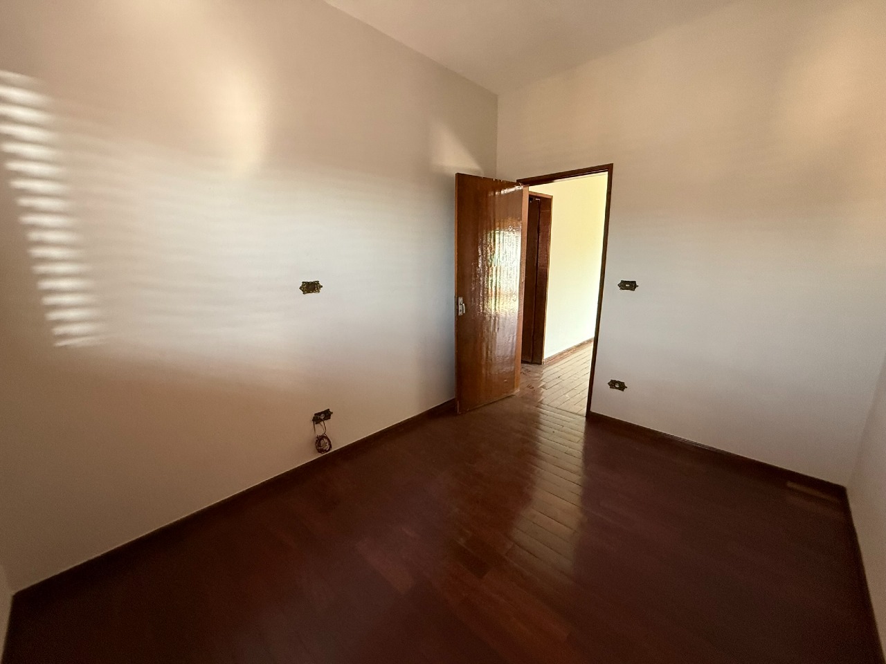 APARTAMENTO à venda no Cidade Leonane: 
