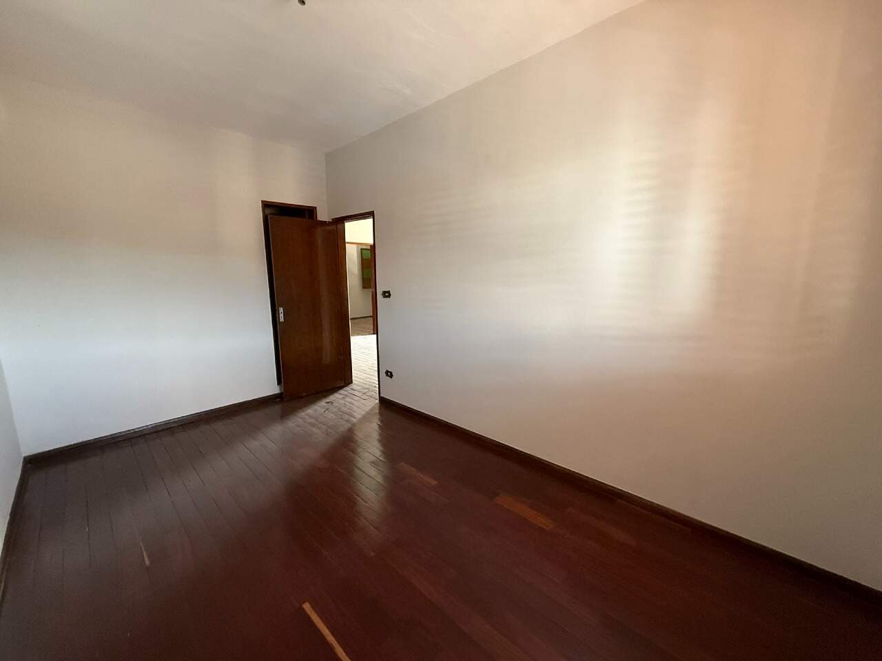 APARTAMENTO à venda no Cidade Leonane: 