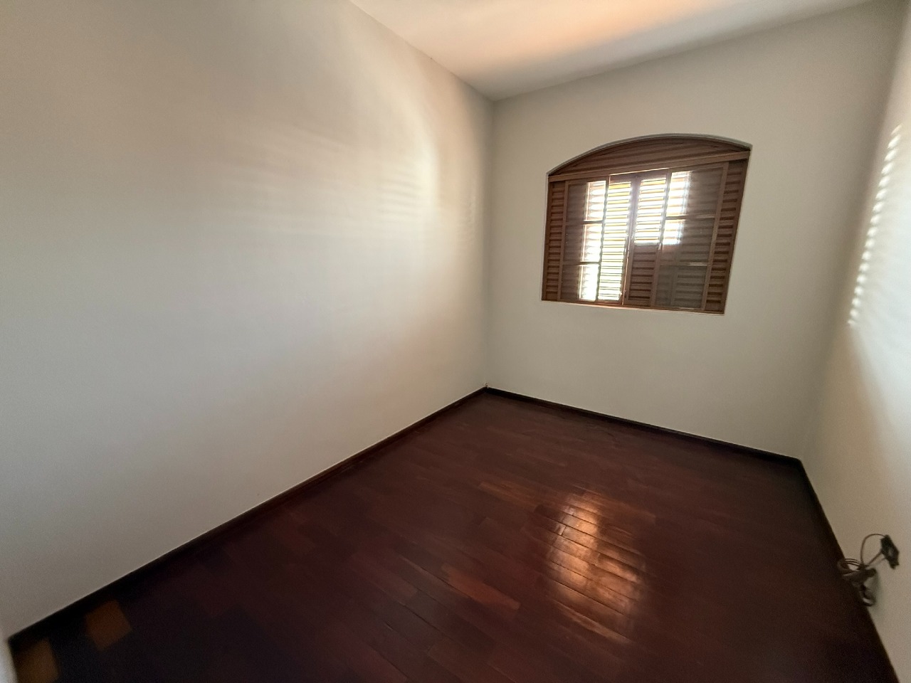 APARTAMENTO à venda no Cidade Leonane: 