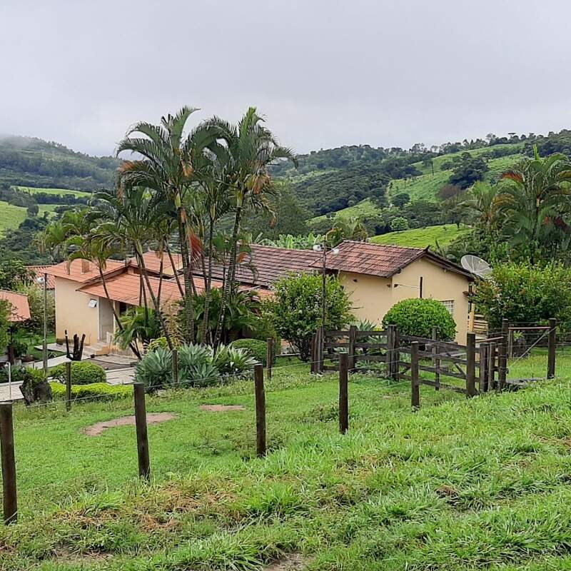 FAZENDA à venda no Área Rural de Itaúna: 