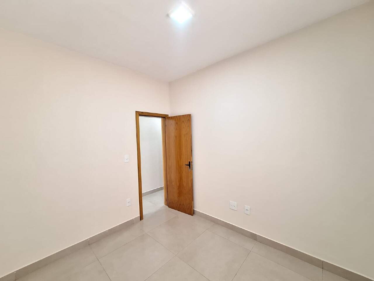 CASA para aluguel no SION: 
