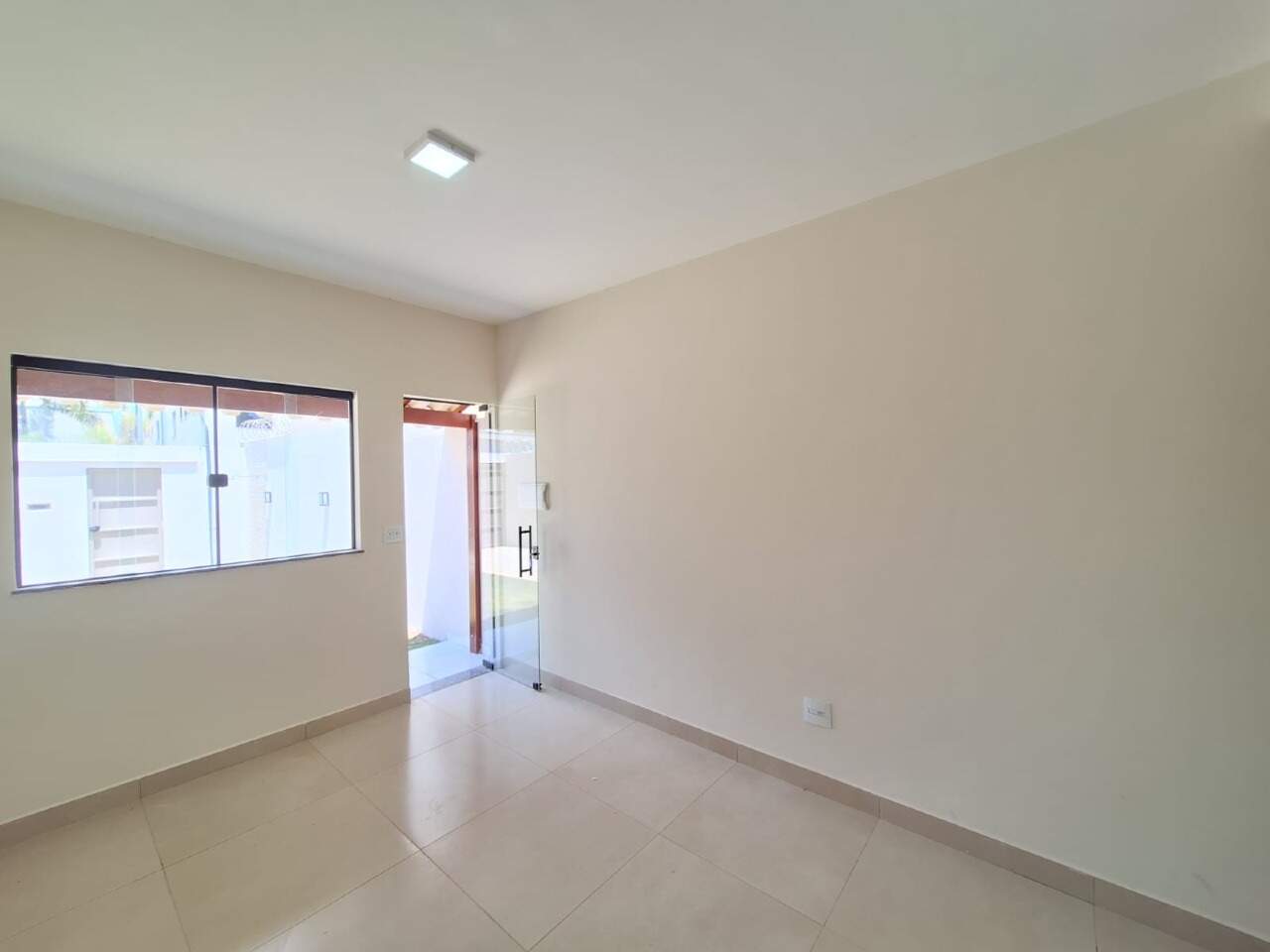 CASA para aluguel no SION: 