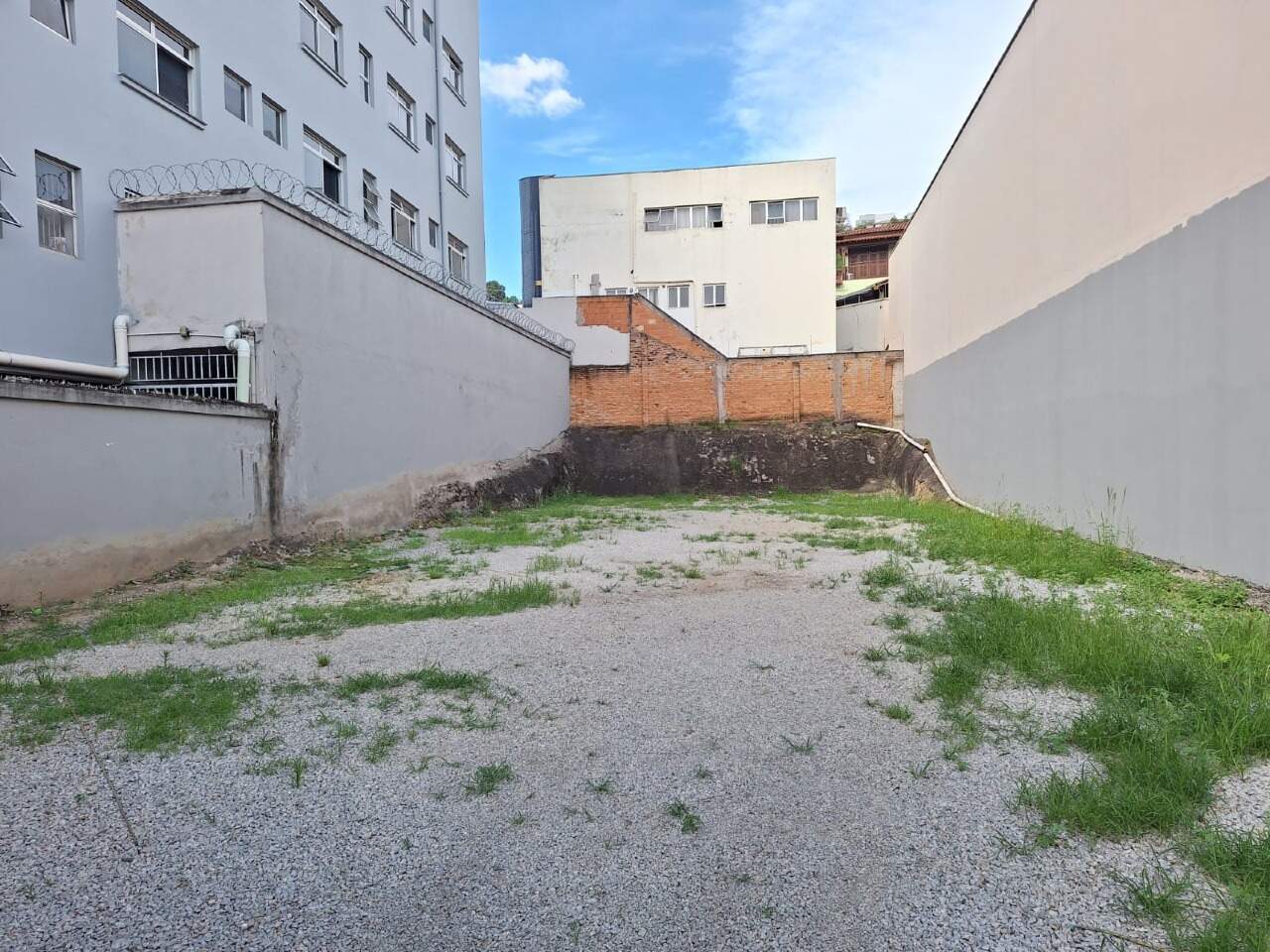 LOTE para aluguel no GRAÇAS: 