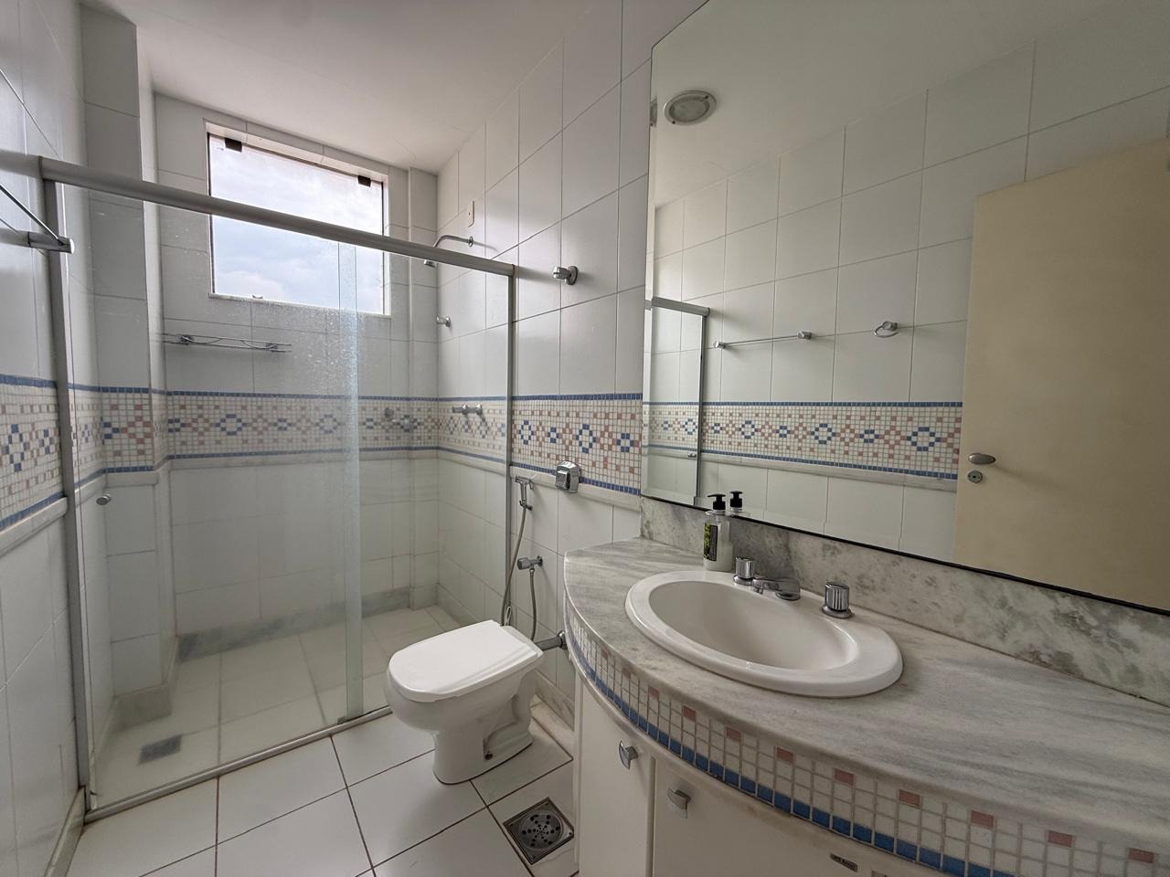 APARTAMENTO à venda no GRAÇAS: 