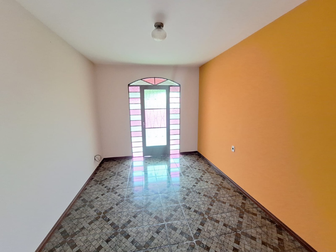APARTAMENTO COM AREA para aluguel no LOURDES: 