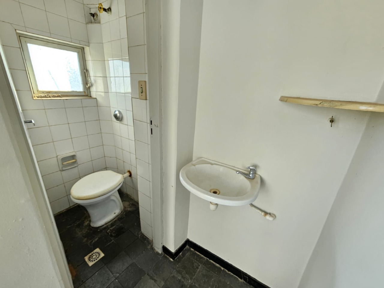 SALA COMERCIAL à venda no CENTRO: 
