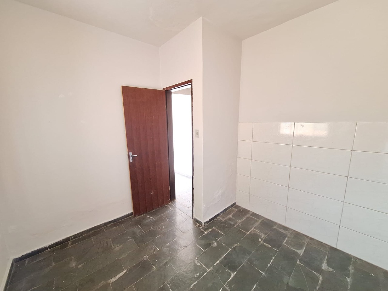 BARRACAO para aluguel no LOURDES: 