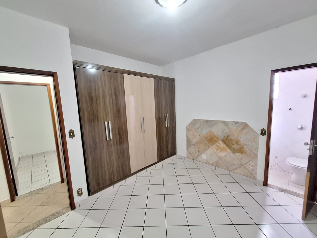 CASA para aluguel no Conjunto Habitacional Jadir Marinho: 