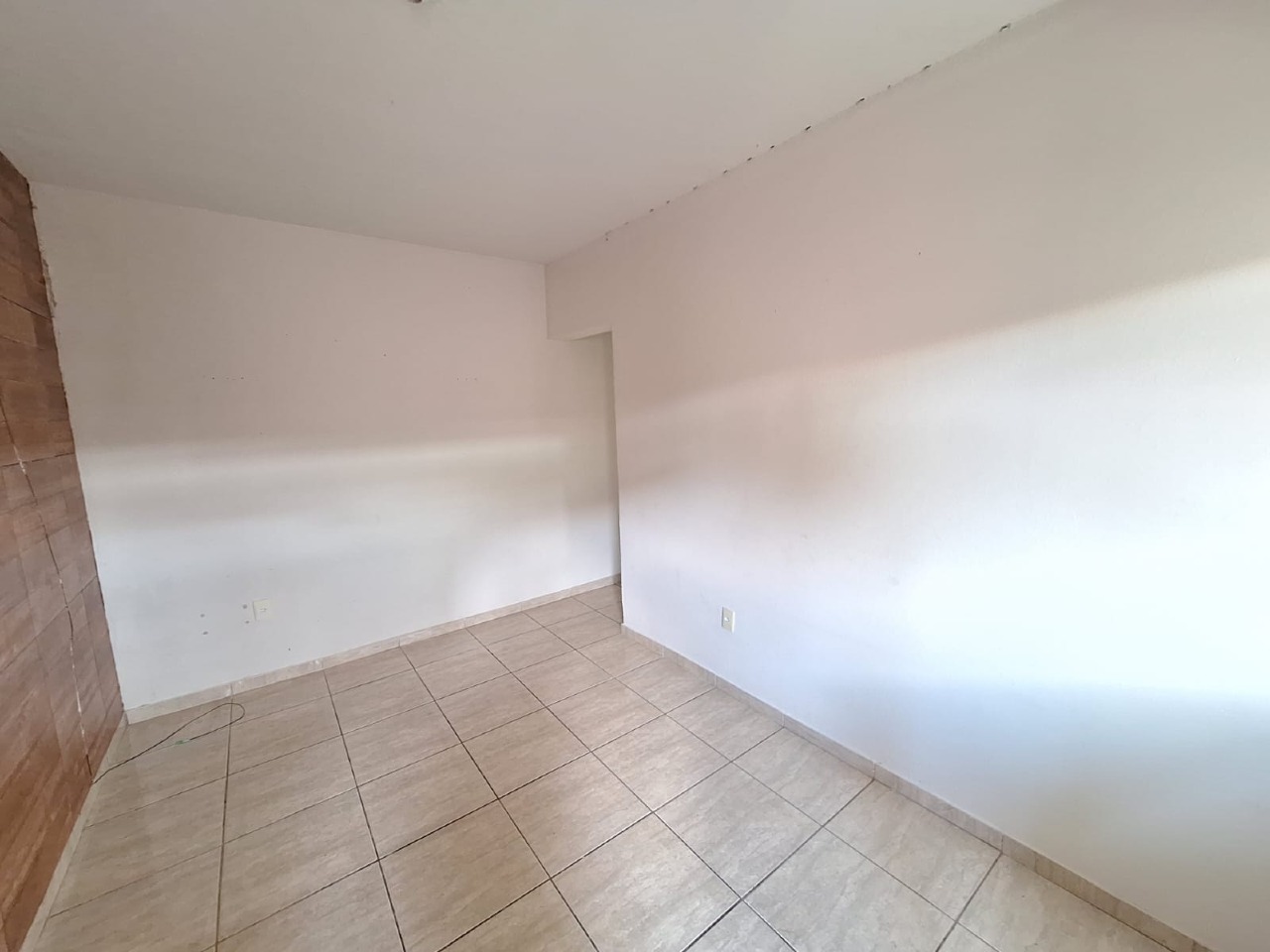 CASA para aluguel no Cidade Leonane: 